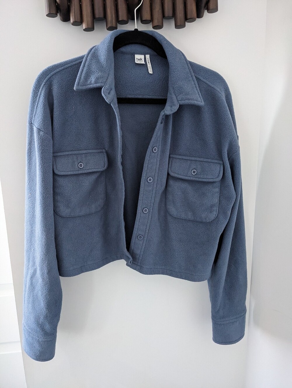 Simon's Twik Women's Cropped Blue Fleece Shacket - Size US M